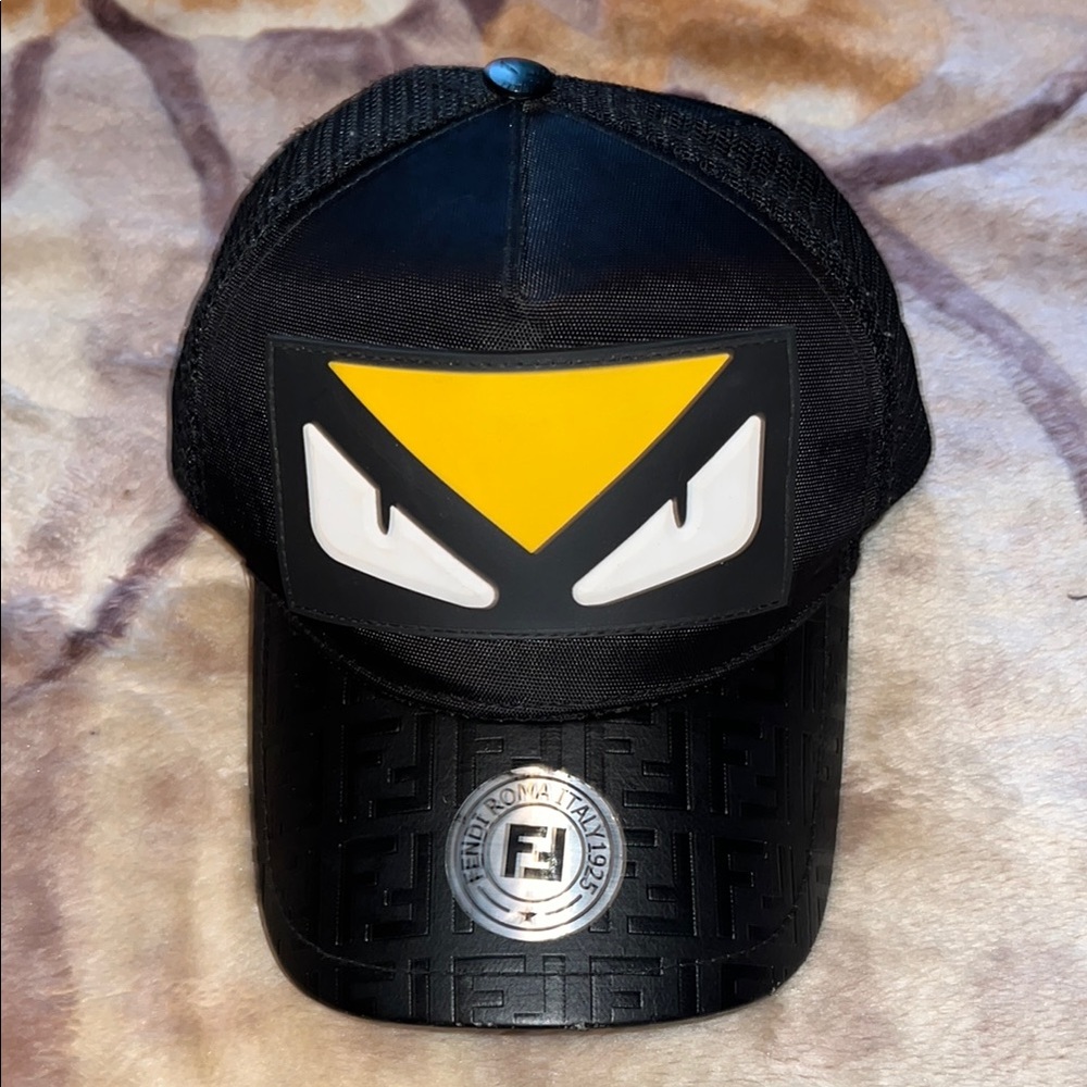 Fendi Black and Yellow Men's Hat